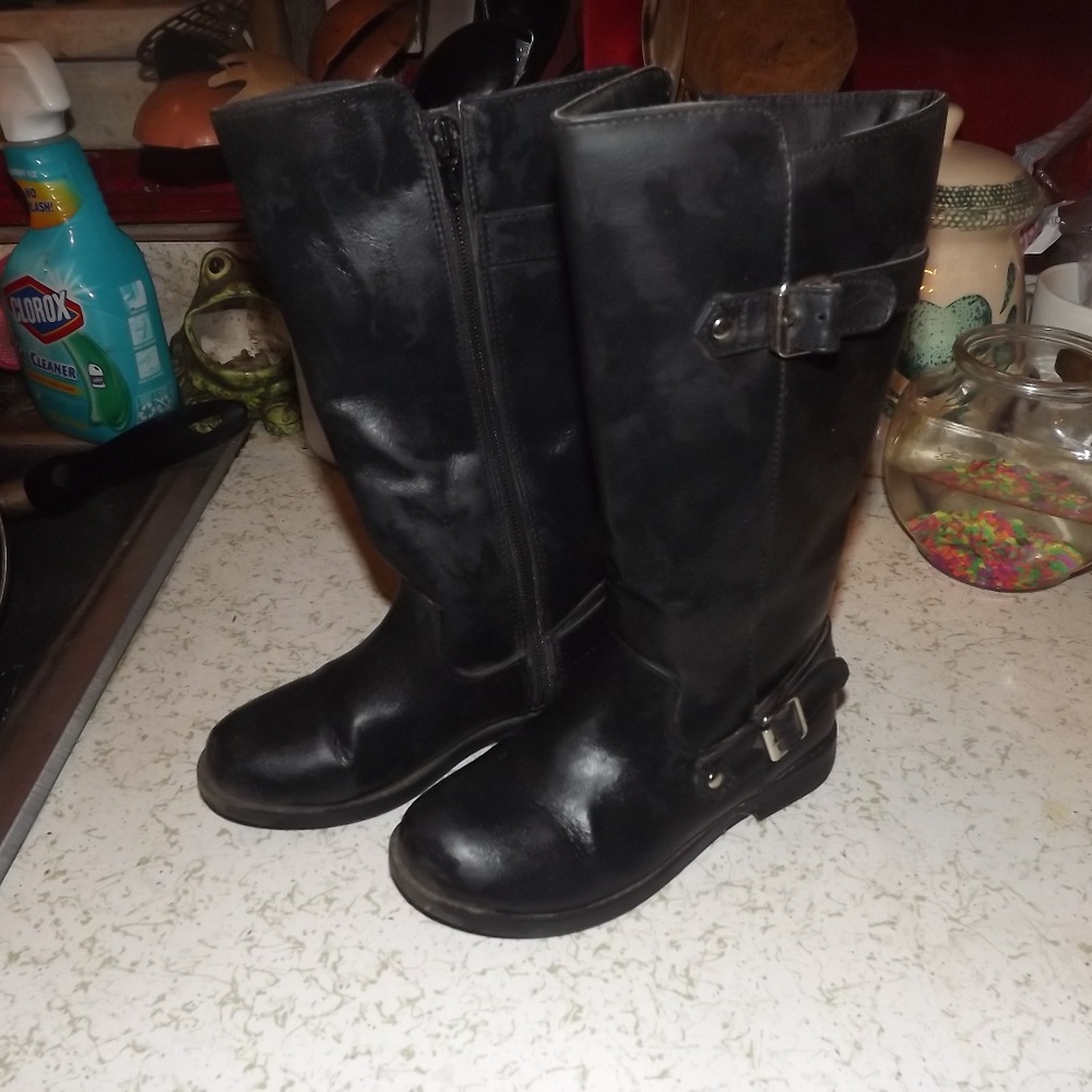 girls riding boots